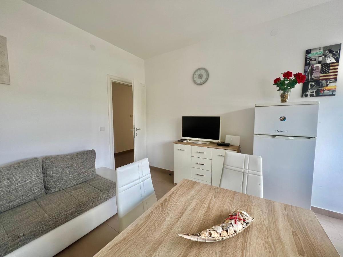 Apartman Velly Jadranovo Exterior foto
